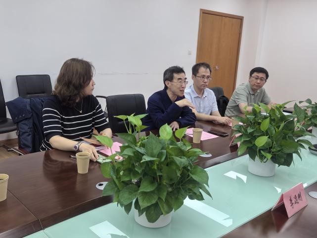 74eae99d7df367f3831d21e64e11e6b